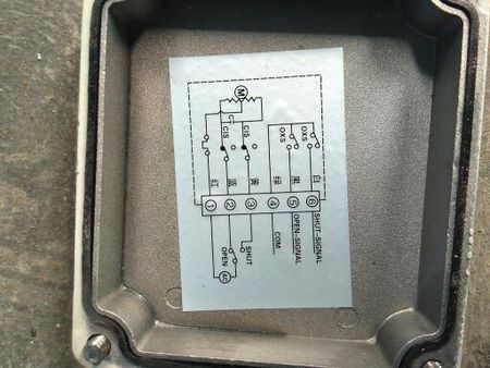 220v电动阀如何接线