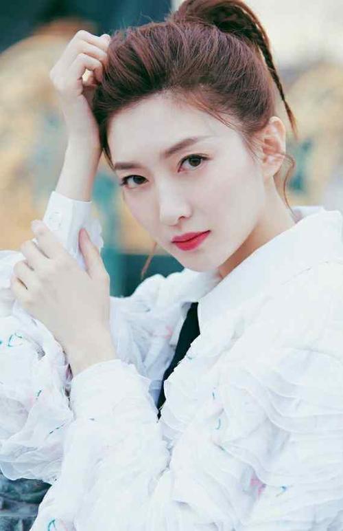 江疏影图片_江疏影高清壁纸_江疏影手机壁纸_江疏影