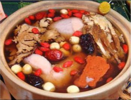 1,十全大补汤:最能解疲劳