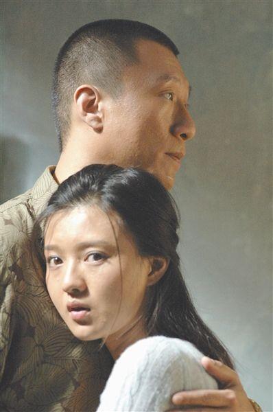 落地请开手机简评大陆与香港卧底片的差异