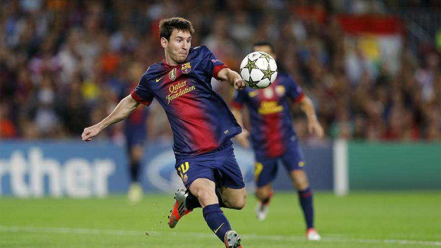 下载标清壁纸  尺寸:1920x1080 体积: 上传时间: 壁纸标签: 梅西 踢