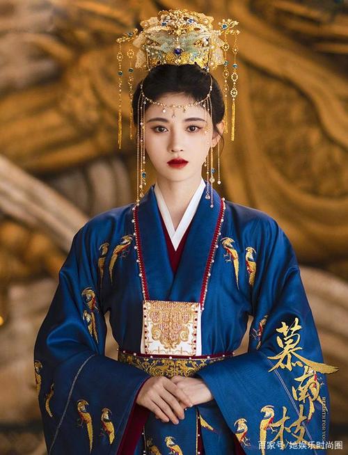《慕南枝》的演员阵容超级养眼,由鞠婧祎,曾舜晞领衔主演,汪卓成