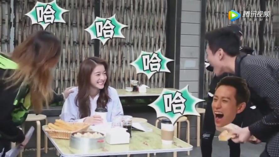 秦俊杰杨紫分手,网友为秦俊杰和张雪迎吃一碗胡辣汤撕得不亦乐乎