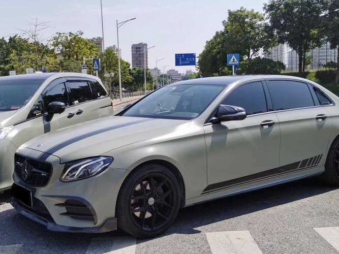 奔驰c级陶瓷卡其绿改色膜效果图