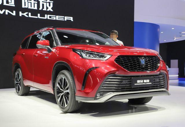皇冠陆放:一汽丰田首款中型suv