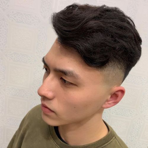男生别剪"精神小伙"发型了,今夏试试这5个造型,时髦又