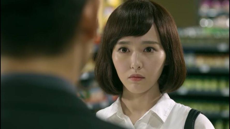 何以笙箫默中的唐嫣的这个发型,有烫过吗?烫的什么?怎么烫的?