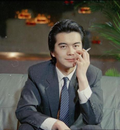 许亚军个人资料图片(让男人羡慕的许亚军)