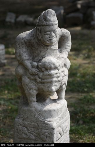 古代胡人骑狮石雕