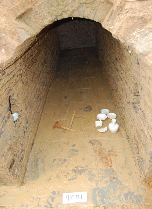 安徽潜山余井镇柴阁村发现宋代墓葬