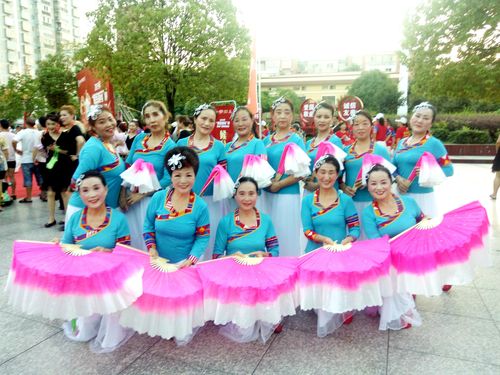 《佛慈*芳华》广场舞竞标赛 参演《荞麦花》20190815