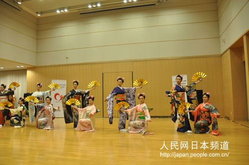 "日本舞蹈和太鼓"表演在京举行