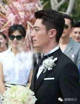 组图:霍建华林心如大婚 还珠三姐妹聚首!