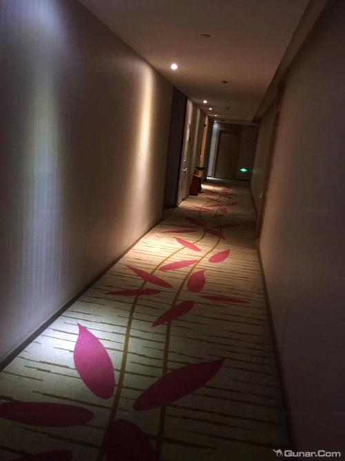 点评金葵花酒店(深圳北站店)