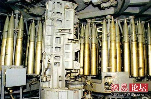 请问:现代级的130炮储备有500发炮弹?那么美127炮又有