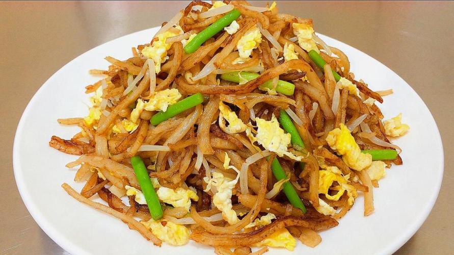 【淄博谈吃】炒饼——环宇皆有卖,境下饼丝逢