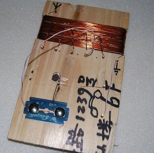 散兵坑矿石收音机的制作