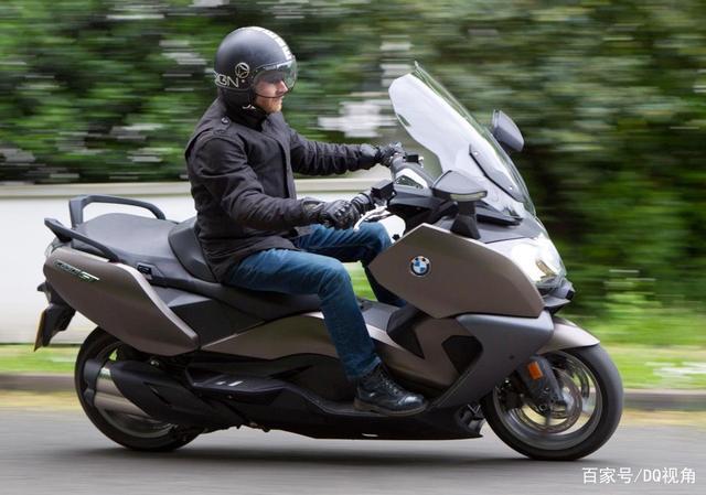 5款国内在售双缸大踏板摩托,日系和台湾双雄争霸,宝马