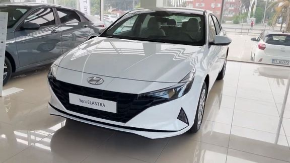 2021现代伊兰特外观和内饰