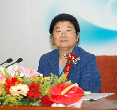 顾秀莲:全国人大常委会副委员长,全国妇联主席