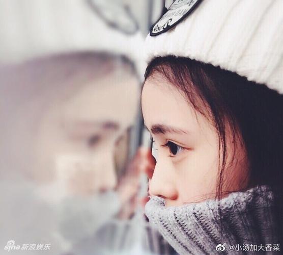新任谋女郎刘浩存初中旧照曝光 清新可爱大眼水灵灵