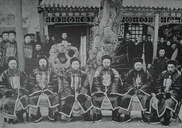 许庚身(1825年～1893年),字星叔,号吉珊,清代仁和(今浙江杭州)人.