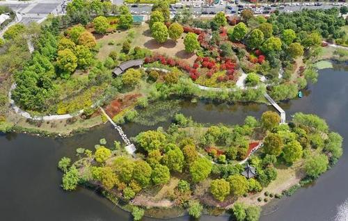 杭州:钱塘新区东沙湖春色迷人