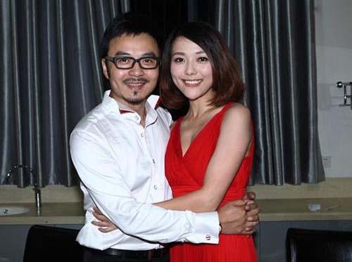 汪涵前妻是湖南电视台一知名女主持陈洁,事实上,汪涵真正的前妻叫林菁