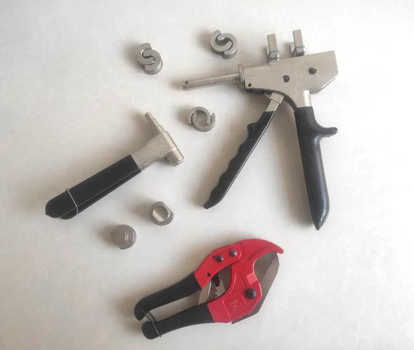 地暖管滑紧钳地热管卡压钳水暖管道补漏接头拉紧工具铜接头包邮