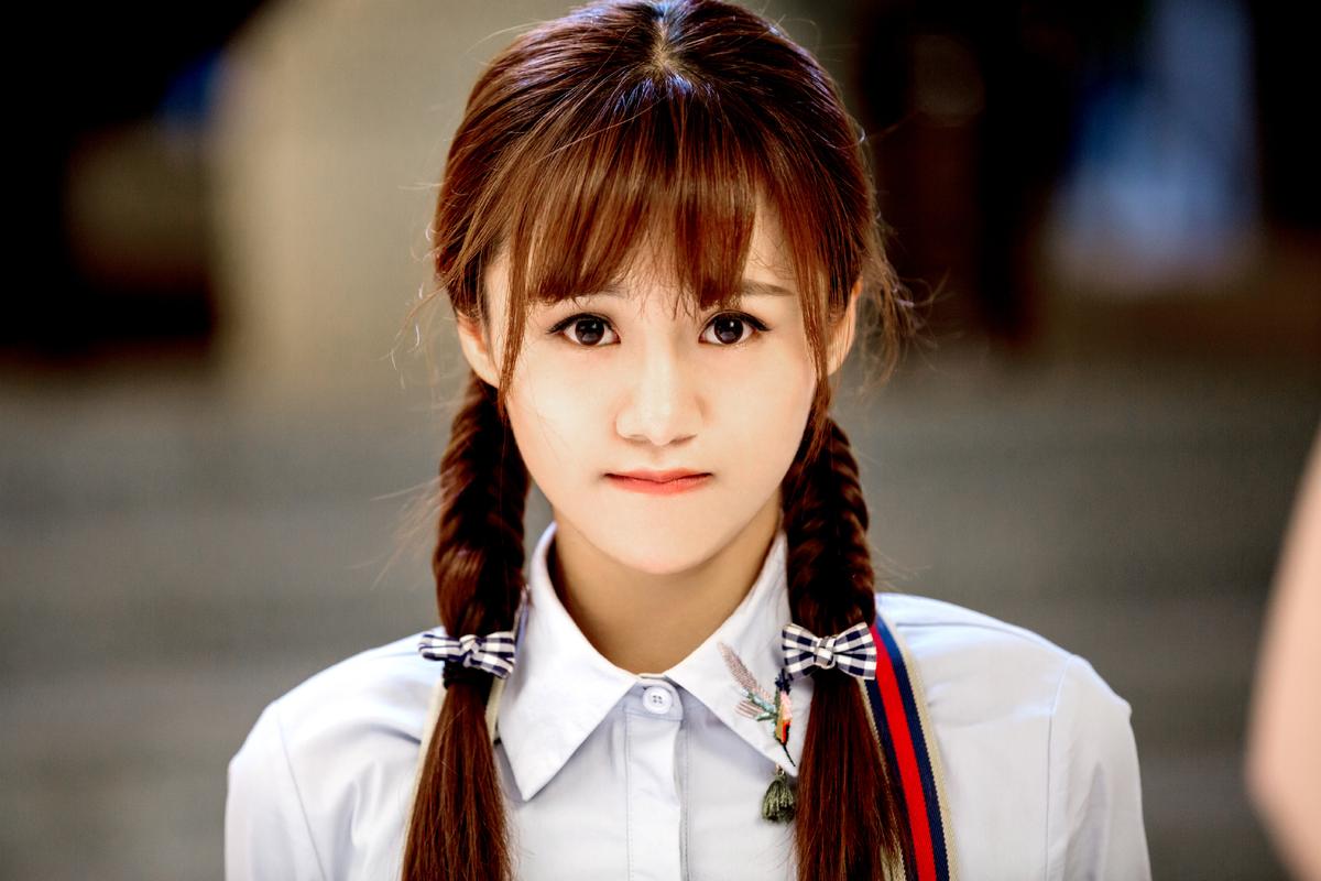 受伤的生哥@朱一龙 终于开始追求天婴@安悦溪 ,虽然单身多年