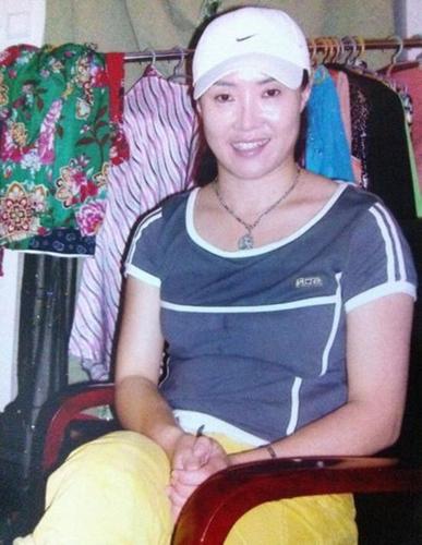 她是赵本山首个女徒弟其貌不扬却成励志姐宋小宝小沈阳都敬她