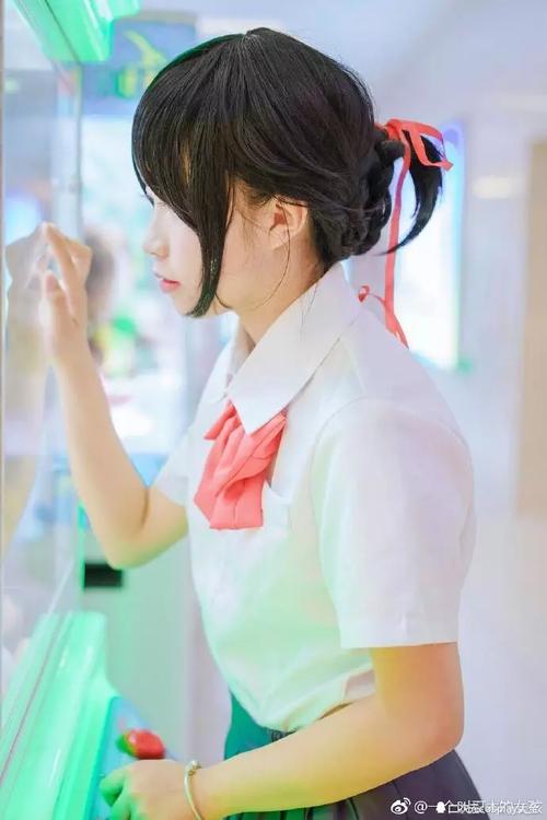 比四月樱花还温柔的怀抱,你的名字宫水三叶cos