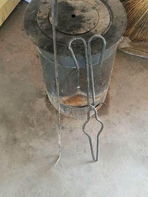 风窝煤炉及炉筒赠煤钩子和煤夹子