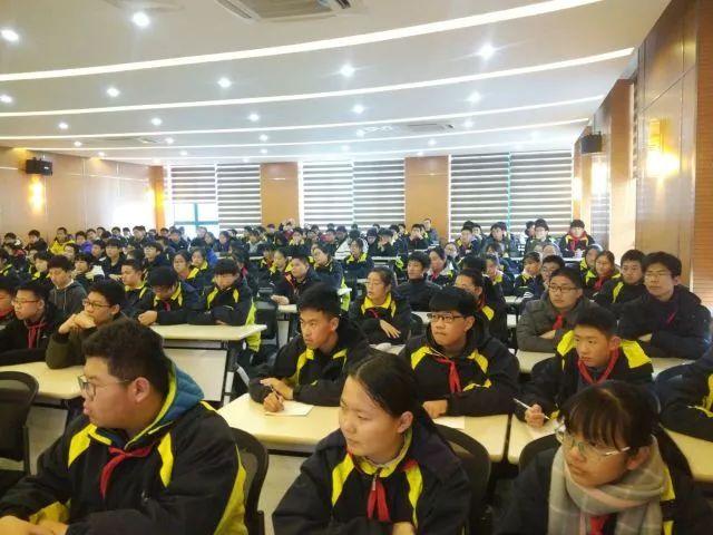 和乐课程我校初三学生参观访问松江二中