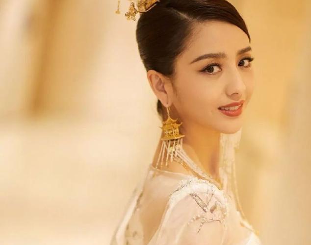 五位来自新疆的女明星,最美的是谁?网友大呼:难以抉择!
