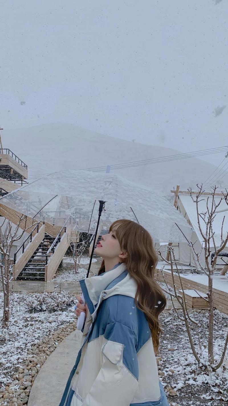 甜美气质美女户外迷人写真,女性-手机壁纸