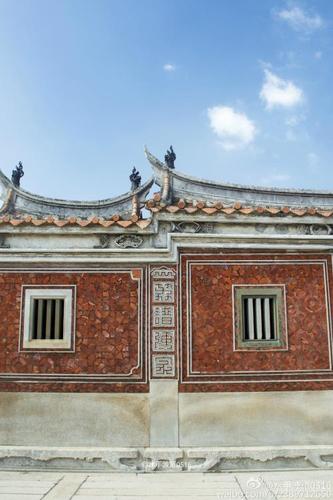 红砖古厝是闽南独特的建筑形式浓郁的闽南红极富特色. img
