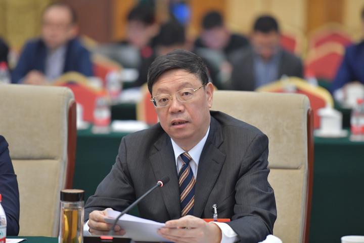 全国人大代表元茂荣:建议在刑法中增设"袭警罪"