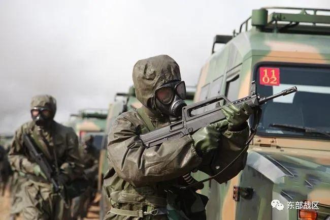 7,防化兵如牛般实现自己的青春梦想如牛般游出自己的甜美爱情如牛般舞