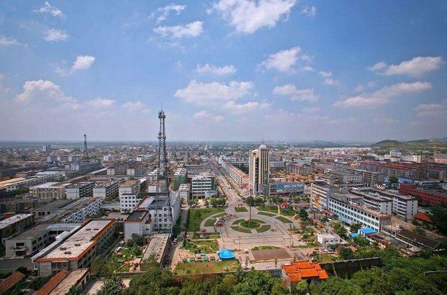 如今兰陵依然存在,只是归入临沂市,为县级辖区 .