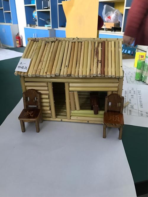 小制作4号作品:手工制作秸秆小马棚.
