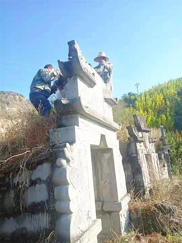 华坪县全力以赴清理整治大墓,豪华墓,活人墓