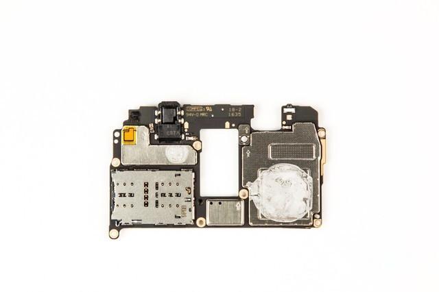 华为mate 9拆解内部图赏