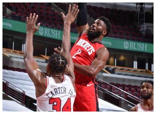 再比如尼克斯的兰德尔,雄鹿的大洛佩兹等,也是理想