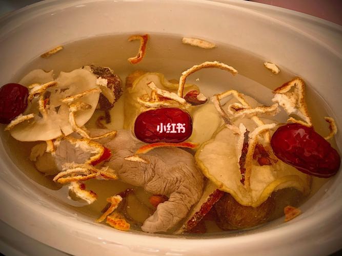 虎乳菌川贝润肺汤_润肺_养生汤_广东靓汤_医疗健康