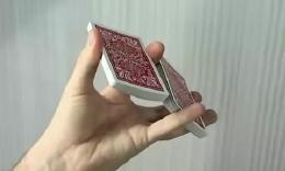 姚记扑克:单手洗牌技巧