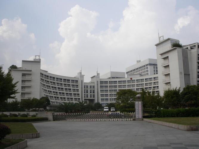 热烈祝贺我公司中标上海市普陀区5号楼政务网机房及网络规划建设项目