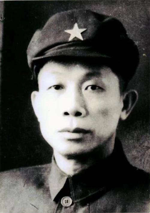 资料图冯白驹将军,被誉为"琼崖人民的一面旗帜".