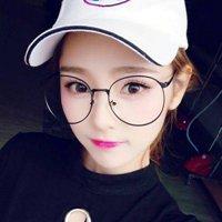 戴眼镜个性微信头像女生气质唯美【点击鼠标右键下载】