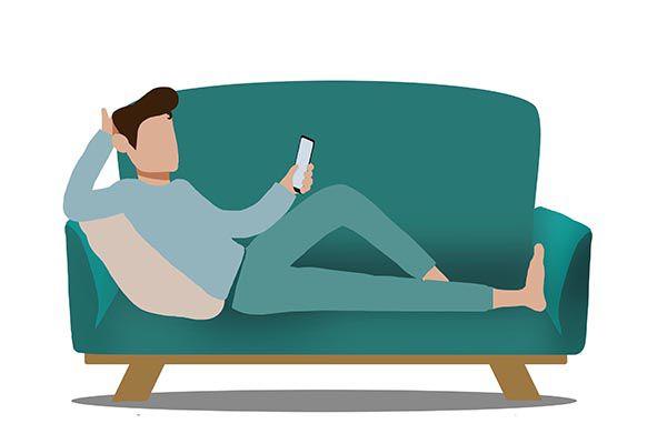 躺着玩手机身体会出现哪些异常变化喜欢也要戒掉身体耗不起